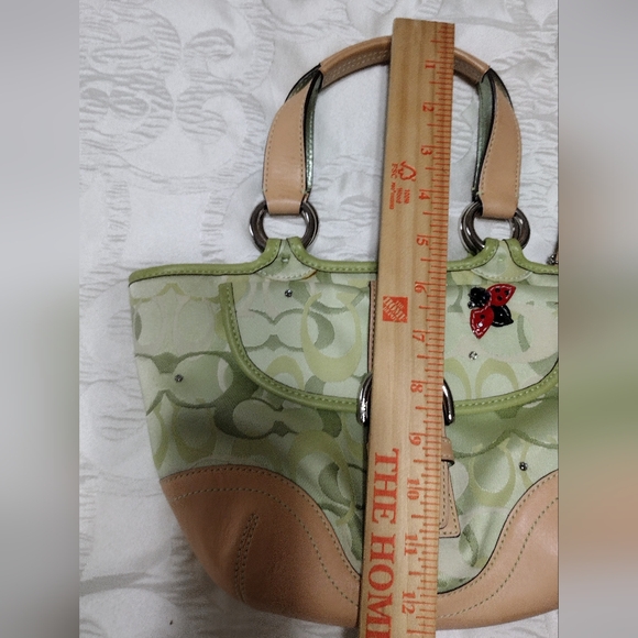 Coach limited edition lady bug hobo bag - Picture 10 of 13